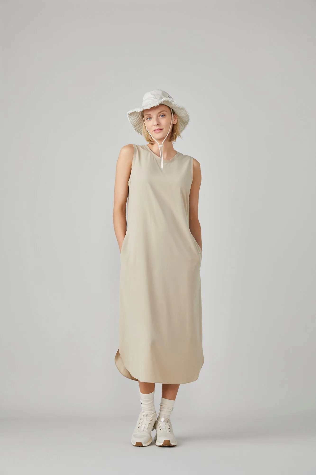 Tech Slk Midi Dress